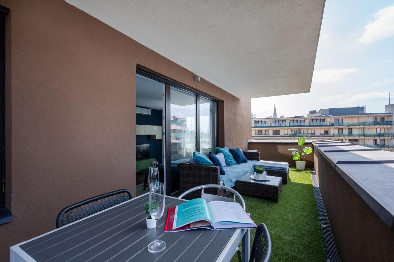 Large Terrace - Panoramic View - New Appartamento Budapest Esterno foto